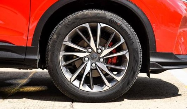 海马8s轮胎是什么牌子的 轮胎用的什么牌子(马牌轮胎)
