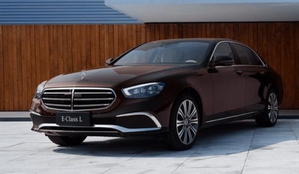 2021奔驰E,2021奔驰E 奔驰e级油箱多少升奔驰e油箱多大油箱容量66l