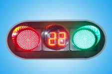 新手怎么看交通信号灯 十字路口红绿灯规则