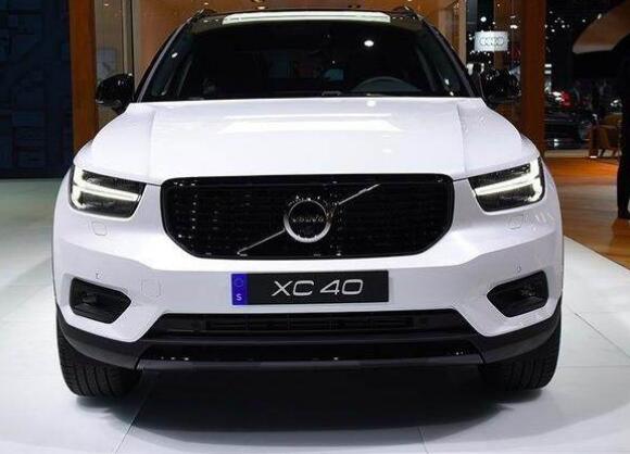 沃尔沃新款suv20万，宝马X1奥迪Q3该着急了