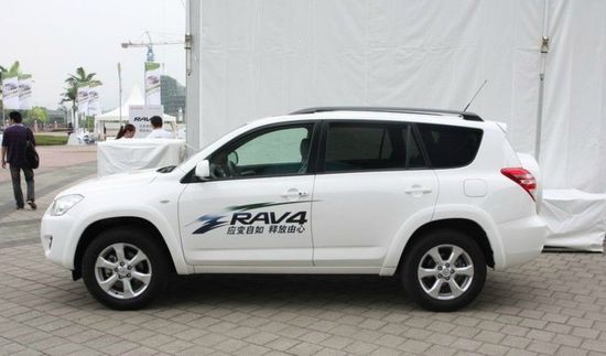 越野车丰田rav4 2.0l实际油耗