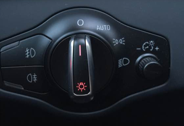 auto灯光是什么意思 开启auto灯光驾驶更方便轻松