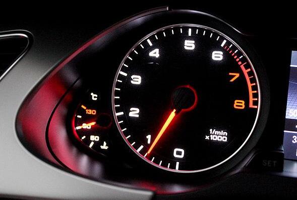 转速表上的rpm是什么意思，代表引擎每分钟的转速
