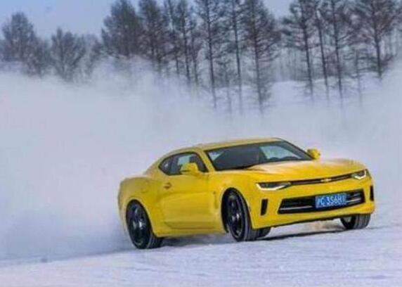 六大雪地驾驶技巧，让你在冬天也能轻松上路