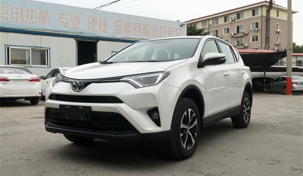 丰田RAV4油耗多少 2.0L车型油耗更低更省油