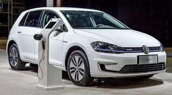 油电混合动力汽车需要充电吗，不需要充电自带能量回收