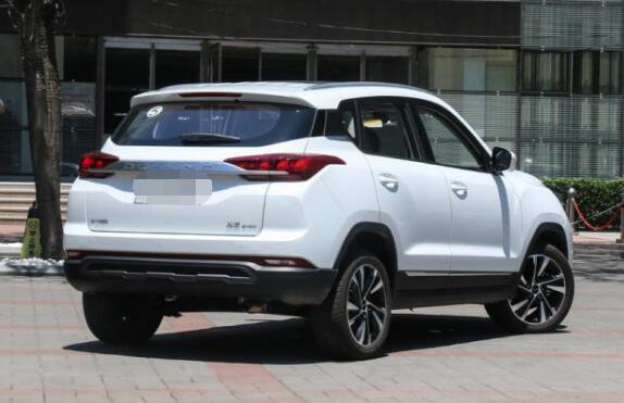 北京汽车智达X3八月销量 2019年8月销量3181辆（销量排名第72）