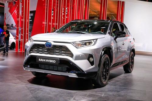 全新一代一汽丰田RAV4 丰田RAV4搭载2.5L混动系统首创四驱系统