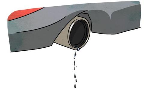 汽车排气管滴水 达到条件才能让排气管出现滴水情况