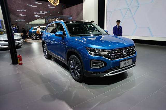 20万性价比高的suv 大众探岳外观时尚质量可靠