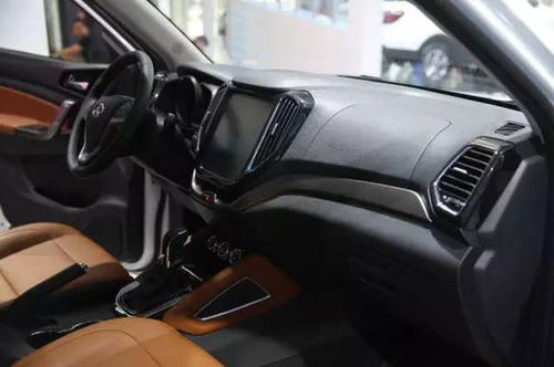 长安欧尚CX70最新消息 1.6L手动旗舰型车型上市