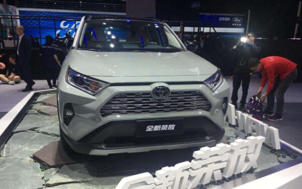 2020款rav4最新消息介绍 外观和动力综合成绩优秀