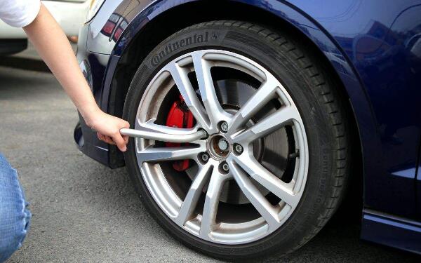 汽车安全保养知识科普 车胎温度不能高于几度