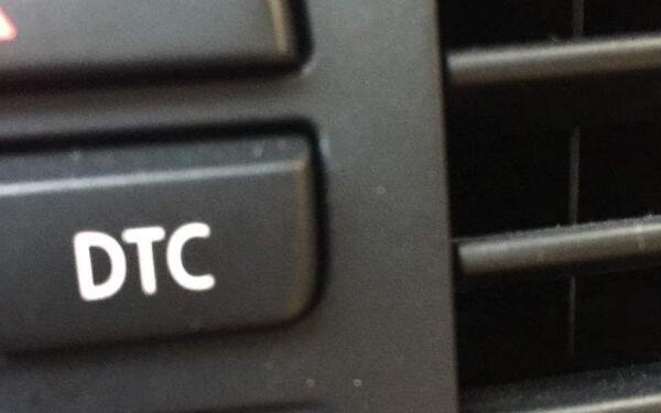 老款宝马dtc怎么用 dtc按钮表示什么意思