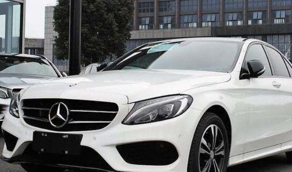 奔驰C260级新车型 全车落地价34万左右