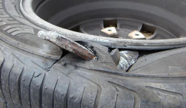 轮胎修补后还能不能正常使用 可以使用但受损的位置和面积很重要