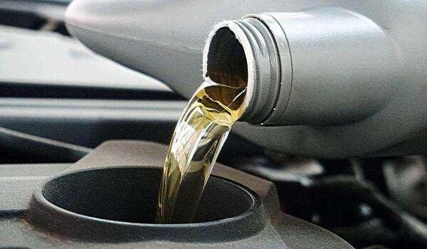 为什么要换机油作用是什么 不换机油对车有什么影响