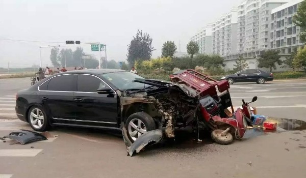 后备箱被撞变形算大事故吗