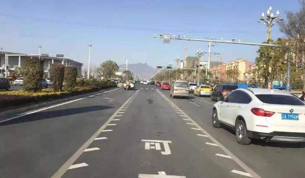 车道可以划分为几种车道