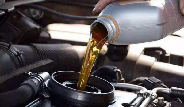 汽车机油价格多少钱 机油价格不同质量有什么区别