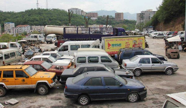 车损超过多少建议报废