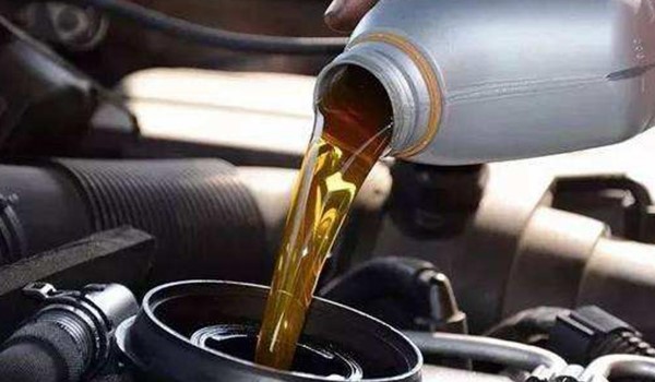详解机油粘度是一种对机油的标注