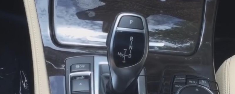手自一体手动挡在什么情况下使用手动挡？
