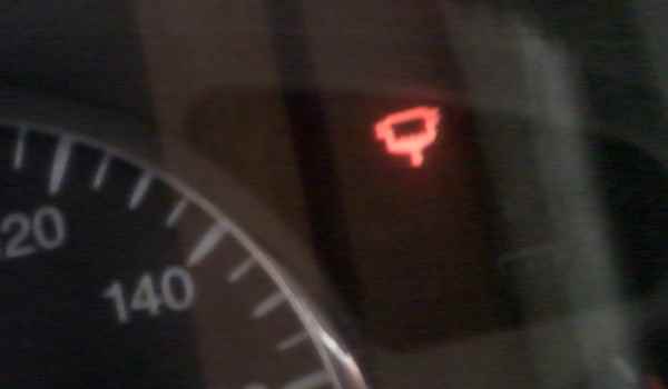 灯泡故障灯图标 代表机动车辆的灯光出现了问题