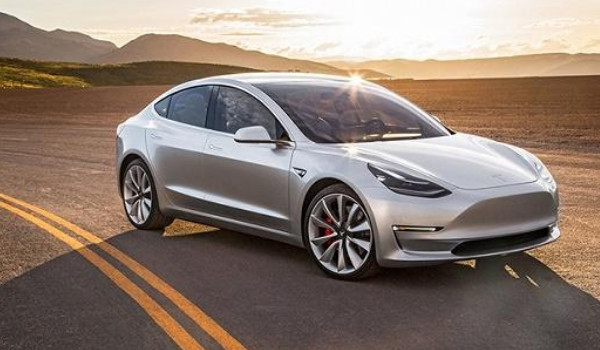 二手model3能卖多少钱 以往二手报价20.80-29.50万元（纯电动车保值率不高）