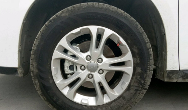 哈弗m6轮胎型号 225/65 r17固特异轮胎