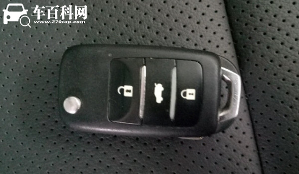 长安cs75的钥匙怎么换电池 简单的操作方法