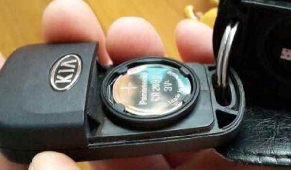 汽车遥控钥匙电池一般能用多久