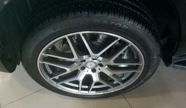 奔驰gls轮胎尺寸 奔驰gls轮胎型号(后轮315/40 r21)