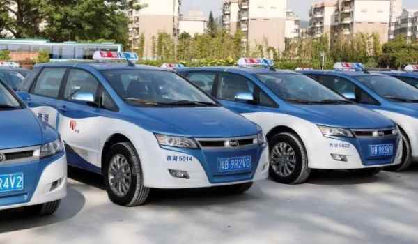 深圳车牌指标如何延期 需要到车辆管理所的服务窗口