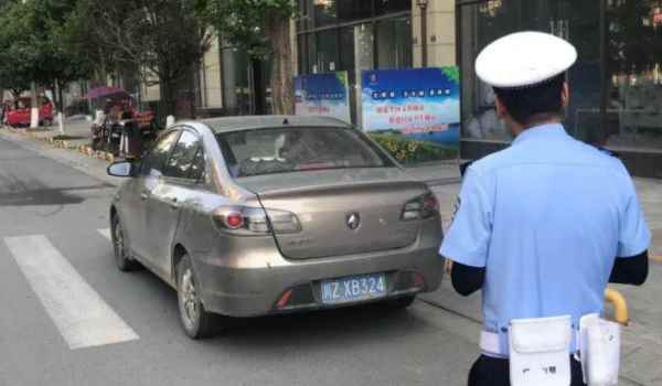 路口没有掉头标志可以掉头吗
