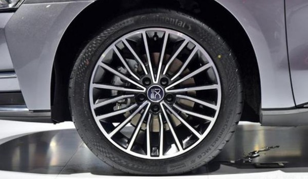 比亚迪汉是什么牌子的轮胎 比亚迪汉轮胎品牌(马牌轮胎)