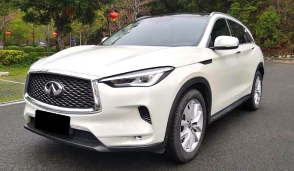 英菲尼迪qx50二手车报价 英菲尼迪qx50保值率怎么样（中型suv排第56名）