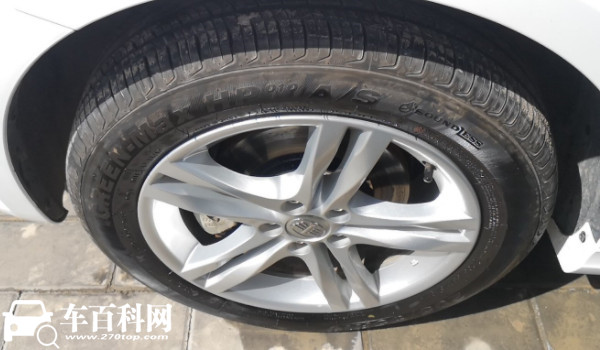 奔腾b30轮胎型号多少 奔腾b30轮胎多大型号(205/55 r16)