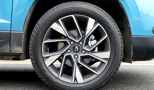 捷达vs7轮胎是什么品牌 捷达vs7用的什么品牌的轮胎(玲珑轮胎)