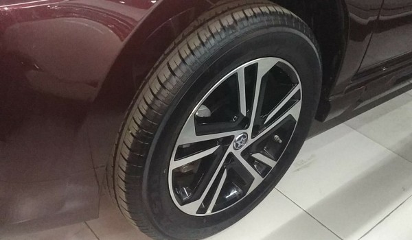 启辰t70轮胎型号 启辰t70轮胎尺寸多少(215/55 r18)