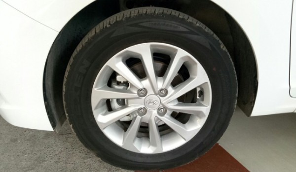 现代悦纳轮胎型号 悦纳轮胎型号尺寸(195/55 r16)