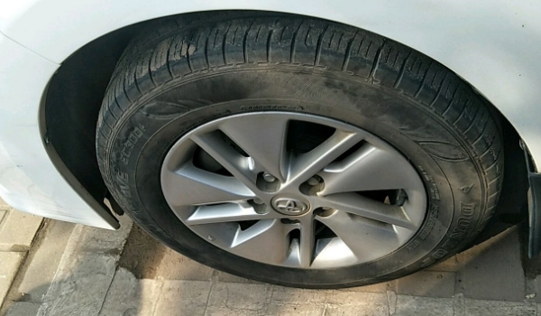 卡罗拉用的什么牌子的轮胎 卡罗拉轮胎多久换一次（5年或6万公里）
