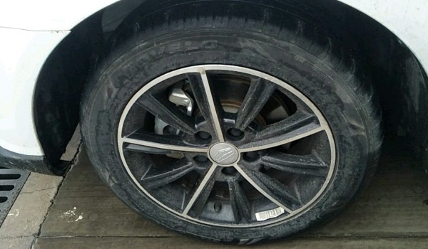 吉利帝豪轮胎型号 吉利帝豪轮胎尺寸是多少(205/50 r17)