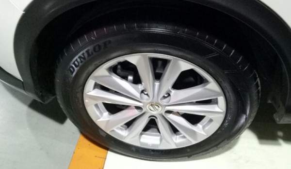 日产逍客轮胎型号规格 日产逍客轮胎尺寸(225/45 r19)