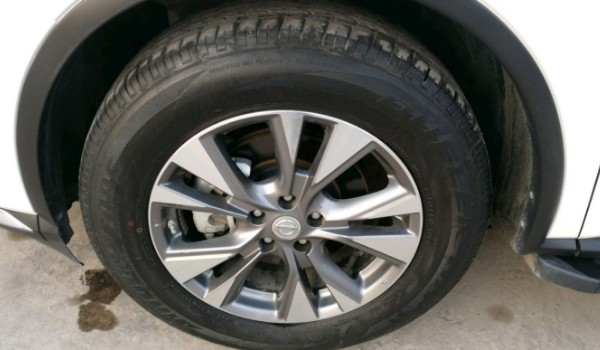 日产楼兰轮胎是什么牌子 楼兰轮胎什么品牌的(采用三大轮胎品牌)