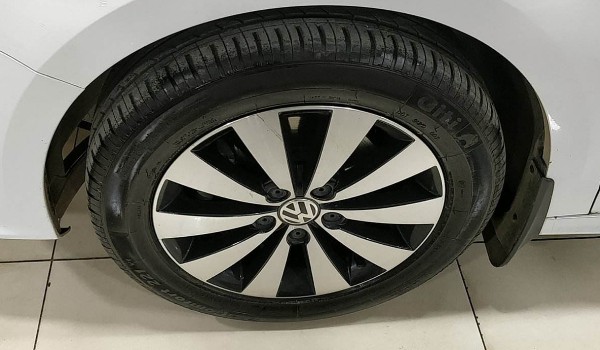 大众速腾轮胎尺寸 大众速腾轮胎型号规格(225/45 r18)