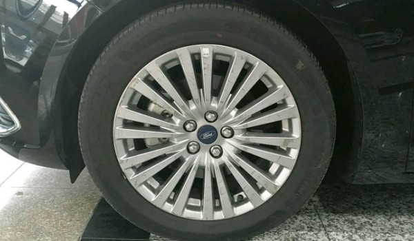 福特金牛座轮胎尺寸 金牛座轮胎型号(245/45 r19)