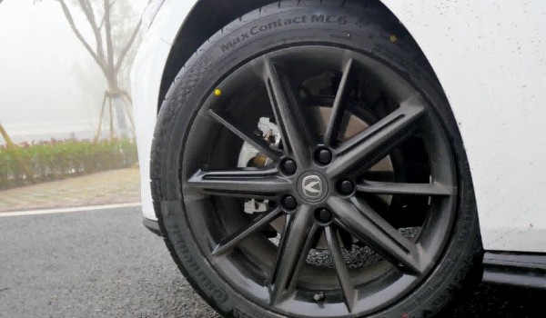 长安uni-v轮胎尺寸 轮胎型号规格(235/45 r18)