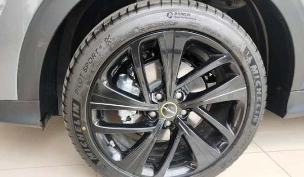 荣威rx5max轮胎型号 荣威rx5max轮胎尺寸多少(235/45 r19)