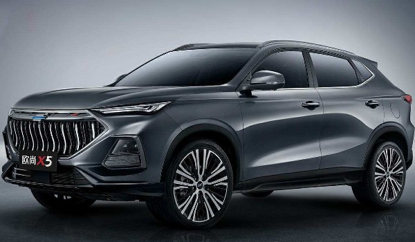 长安欧尚x5车身尺寸多少 定位紧凑型suv(轴距可达2710mm)